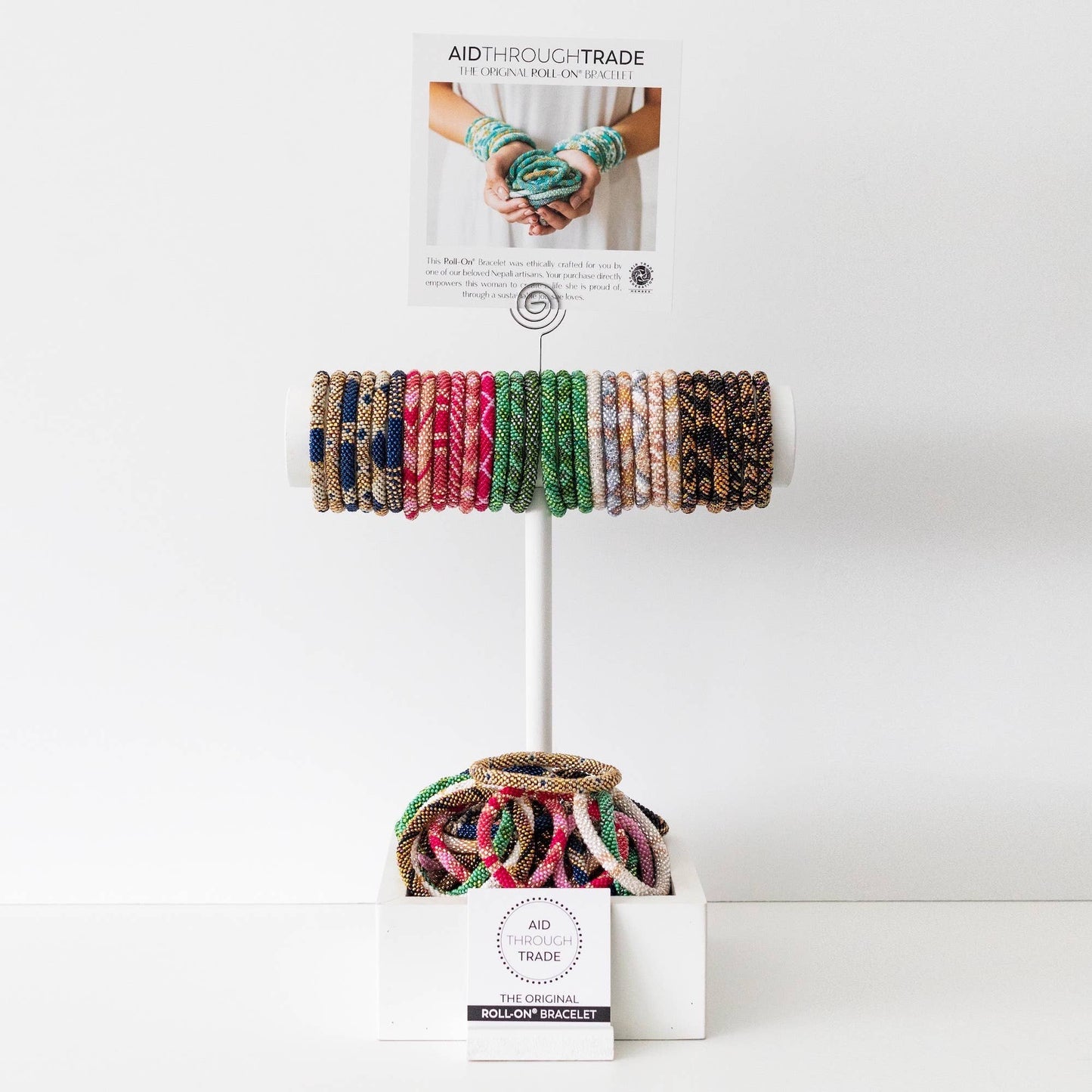 🌟 Roll-On® Bracelets - Chic Happens