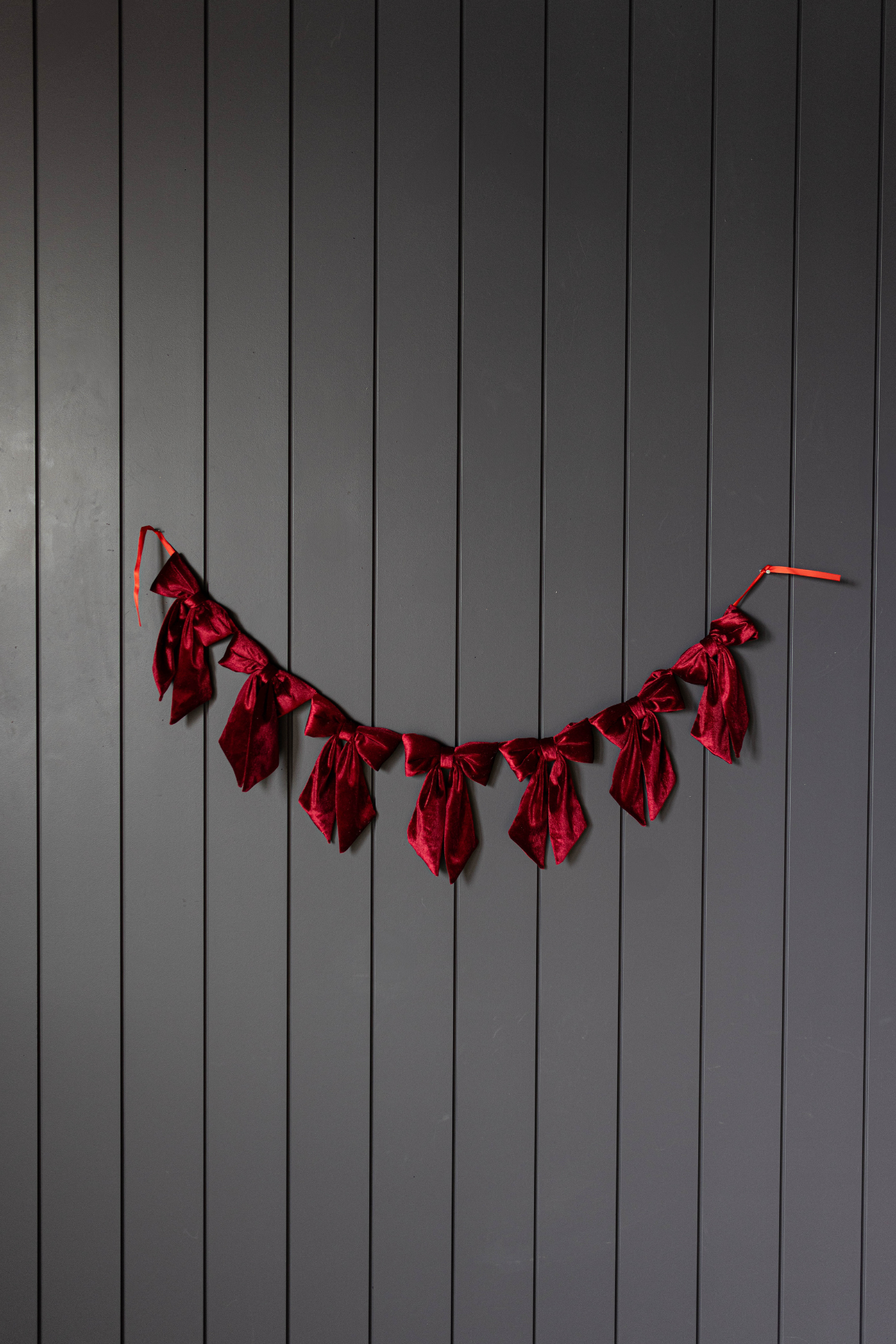 Bow Garland