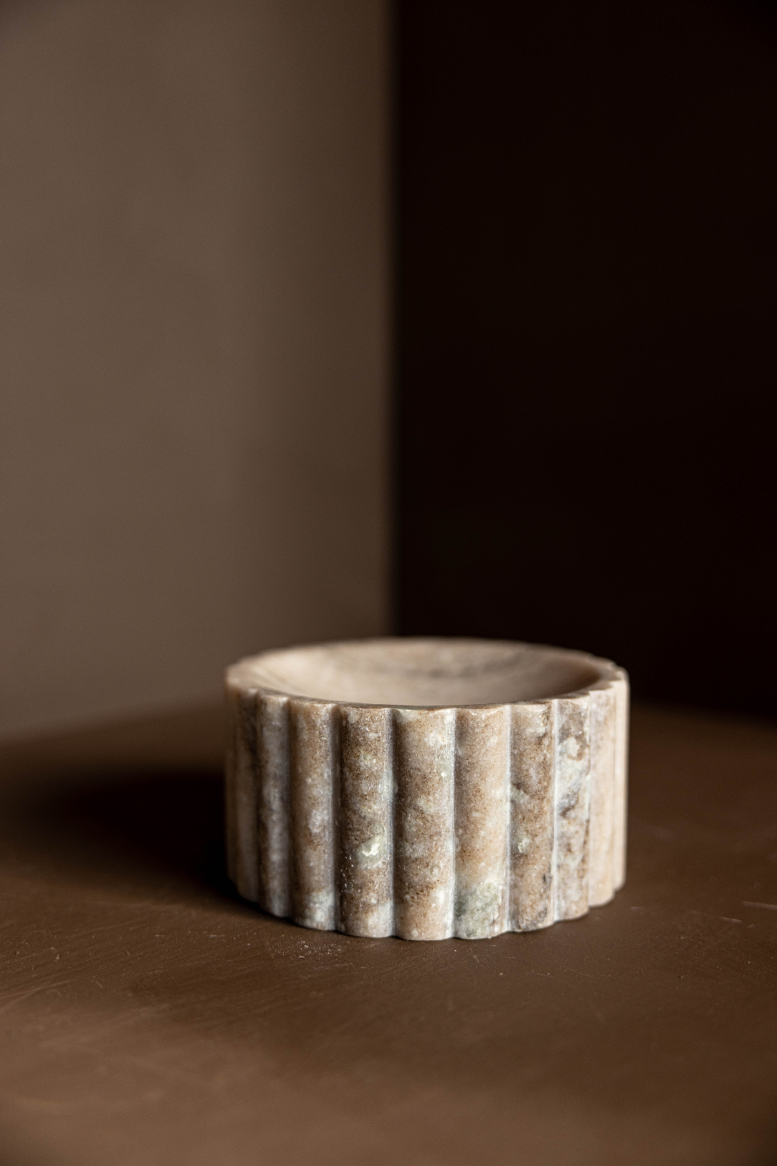 Beige Marble Fluted Soap Dish