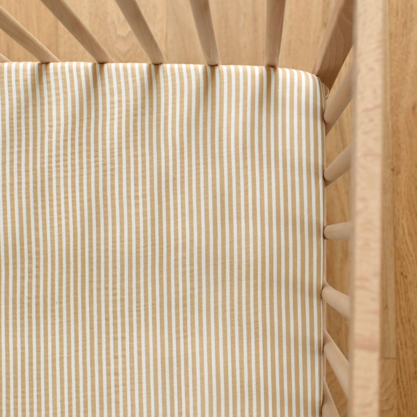 Crepe standard crib sheet - Stripe beige