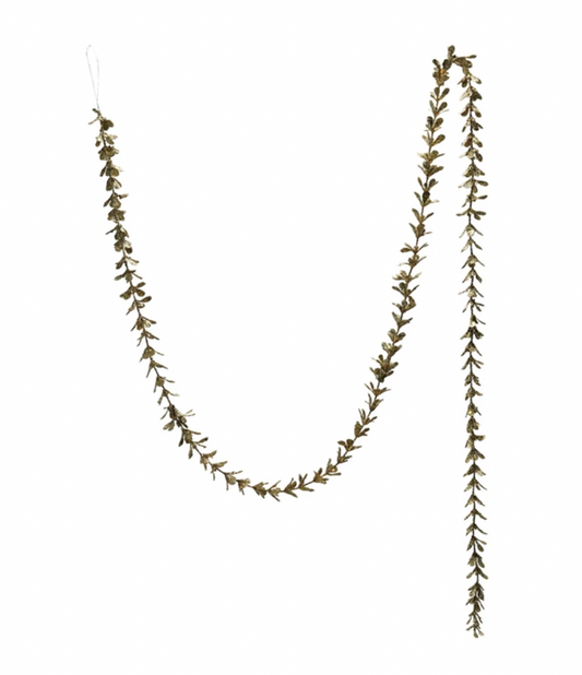 Boxwood Garland with Glitter