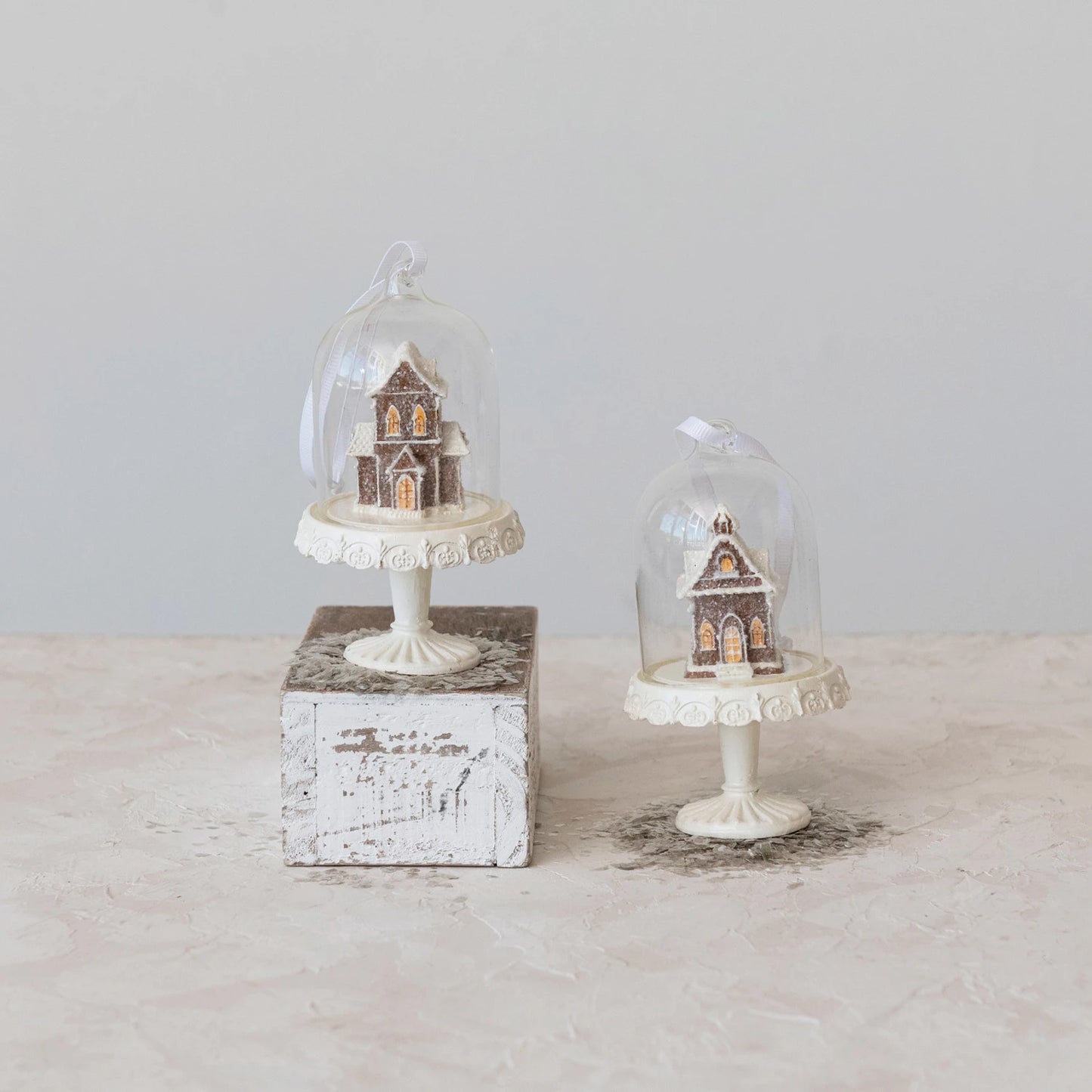 PEDESTAL GINGERBREAD HOUSE CLOCHE ORNAMENT