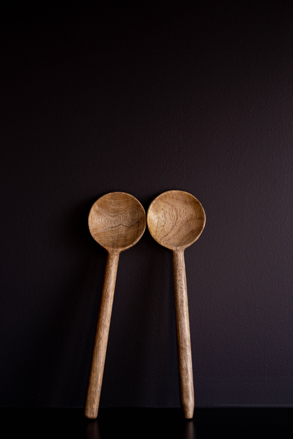 Hand-carved mango wood spoons (set of 2)